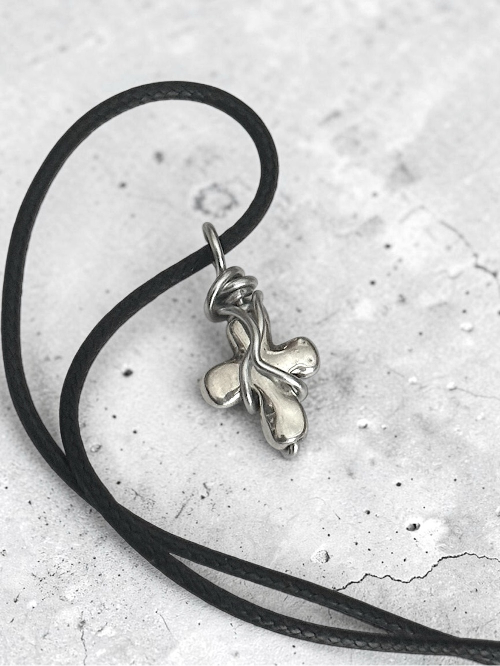 5 For $25💫Alternative Wrapped Silver Cross Pendant